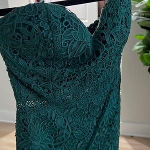 Green Lace Formal Maxi Dress